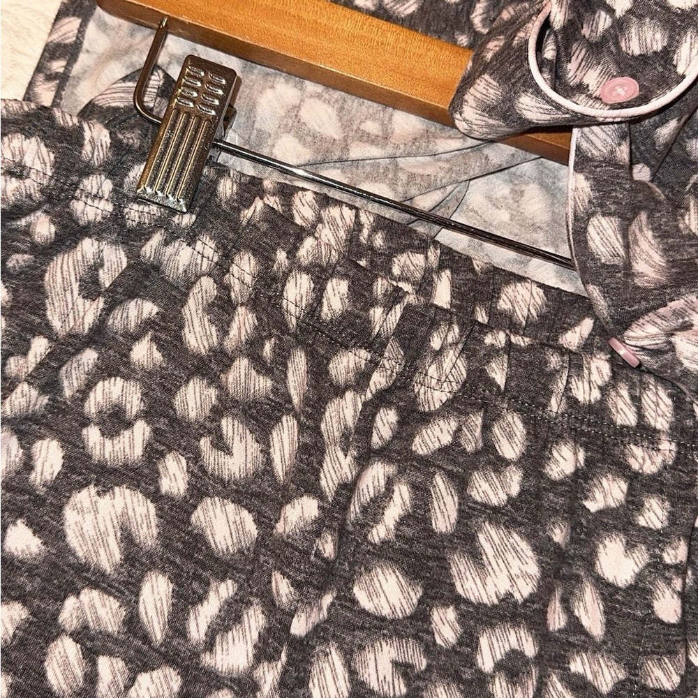 Kate Spade PJs! ♠️ - Picture 4 of 5